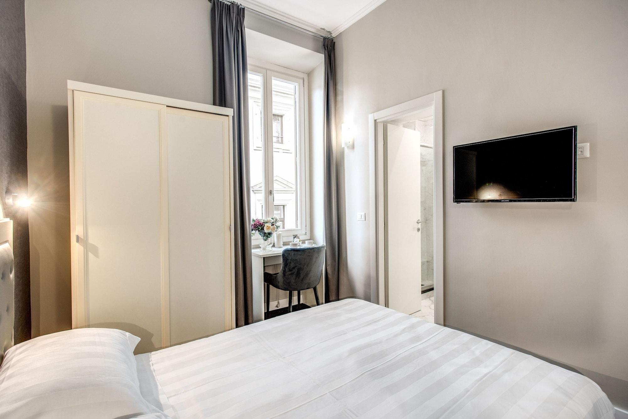 San Silvestro 3* Rome